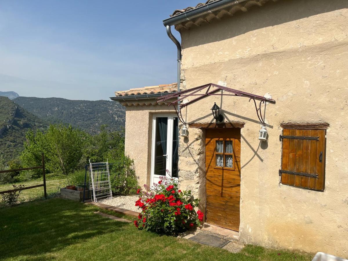 Вілла Cabanon Entoure De Montagnes Et D'Oliviers Ніон Екстер'єр фото